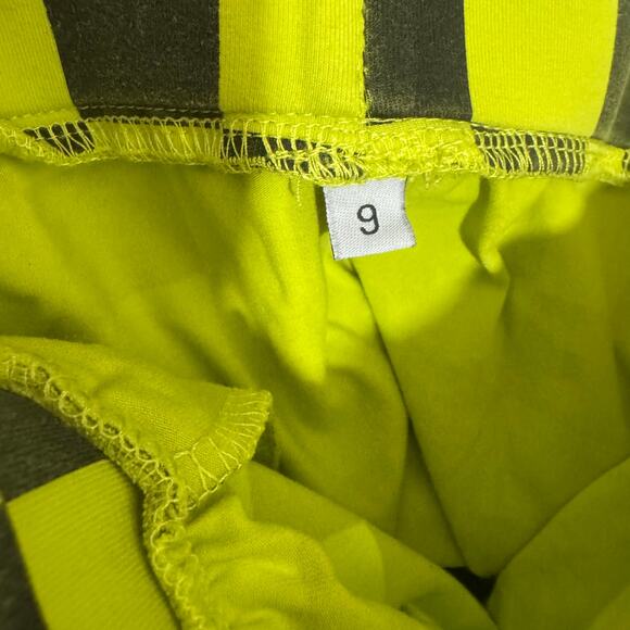 Posh Kiddos Neon Yellow Checkered Harem Biker Shorts Size 9 - Picture 5 of 5